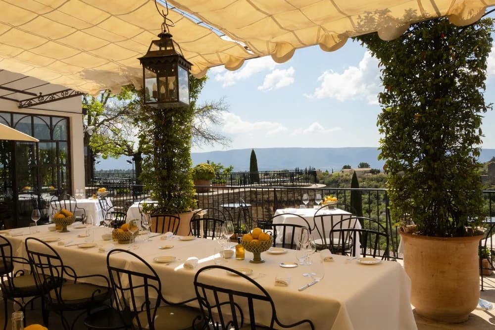 Airelles Gordes, La Bastide